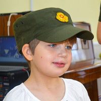 Военнослужащие присоединились к акции «Соберем детей в школу»