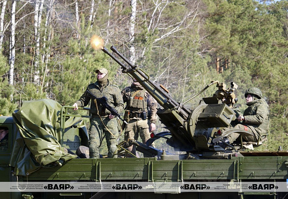 Подразделения Военно-воздушных сил и войск противовоздушной обороны участвуют в тактико-специальном учении