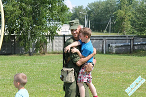 На празднике у зенитчиков