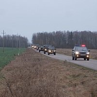 Ни гвоздя, ни жезла, автомобилисты в погонах!