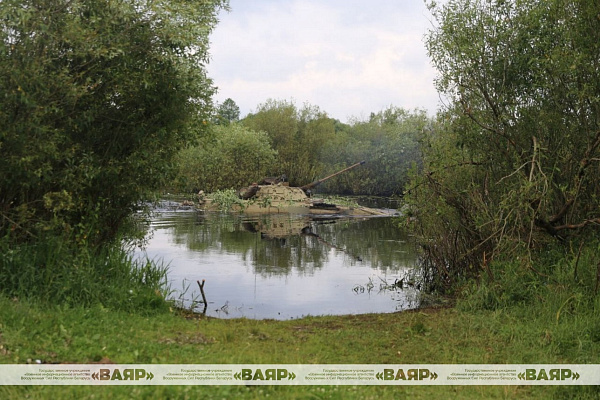 Курсанты Военной академии преодолели водную преграду