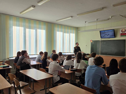 Представители военного факультета в БГАА провели профориентационные мероприятия 
