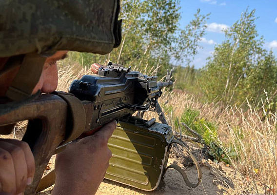 Занятия по боевой подготовке с военнослужащими 6 омбр