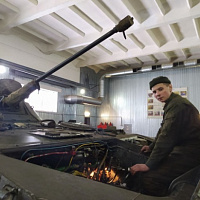 «Боевой технике – каждодневное обслуживание и уход»