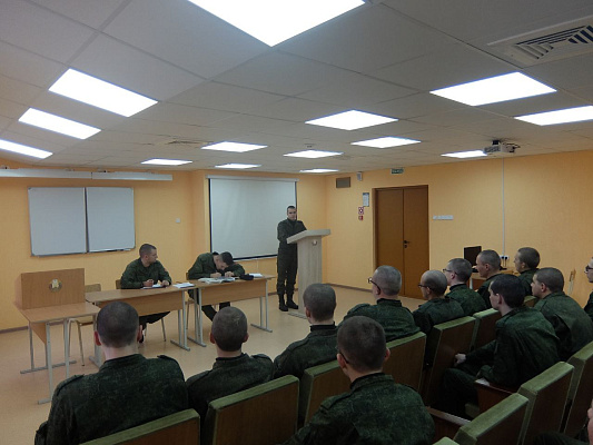 «Представляюсь коллективу»