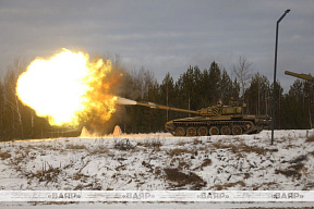 Военнослужащие 120 омбр выполнили упражнение стрельб штатным выстрелом из танка