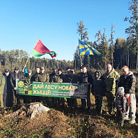 Военнослужащие Вооружённых Сил принимают участие в республиканской акции «Дай лесу новае жыццё»