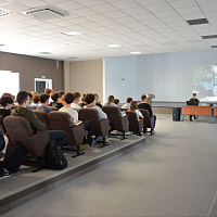 В 147 зрп продолжаются занятия с учащимися 10-х классов 