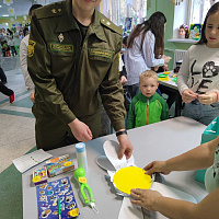 Военнослужащие 361 боо (ЦОВУ) посетили специальную школу-интернат №10 г. Минска