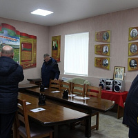 Традициям верны