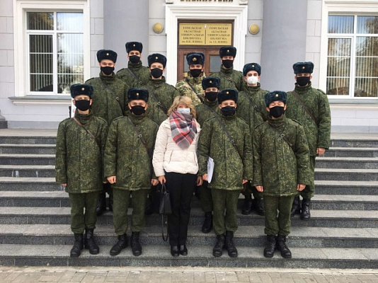 В отделе иностранной литературы