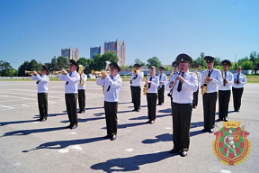 Военному оркестру 6-й отдельной гвардейской механизированной бригады исполнилось 75 лет