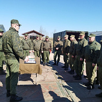 Показное занятие по обустройству полевого лагеря