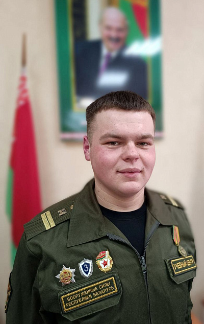 Военнослужащий срочной службы спас пожилую женщину на пожаре