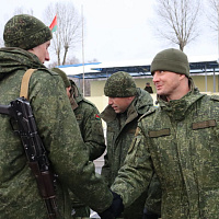 Торжественные ритуалы вручения оружия и военной техники военнослужащим