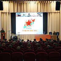 Продолжаются военно-полевые сборы со старшеклассниками