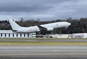 ВМС Индии получили 12-й самолет БПА P-8I «Нептун»