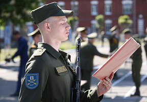 Зенитчики приняли Военную присягу