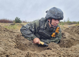 Брестские десантники выполнили нормативы по основным предметам боевой подготовки