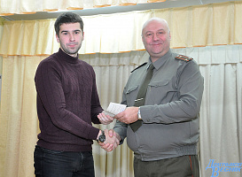 «Понимаю, что будет нелегко, но трудностей не боюсь». С каким настроением новобранцы идут в армию