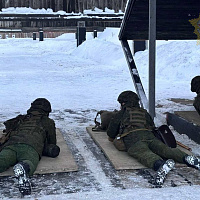 Занятия по огневой подготовке с курсантами Военной академии