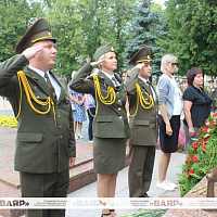 Традициям верны