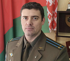 Гвардии подполковник Эдуард Жмакин, заместитель командира в/ч 19764 по идеологической работе 