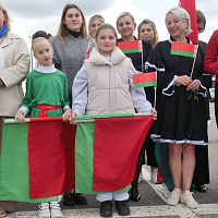 Военнослужащие приняли участие в патриотическом автопробеге Минского района