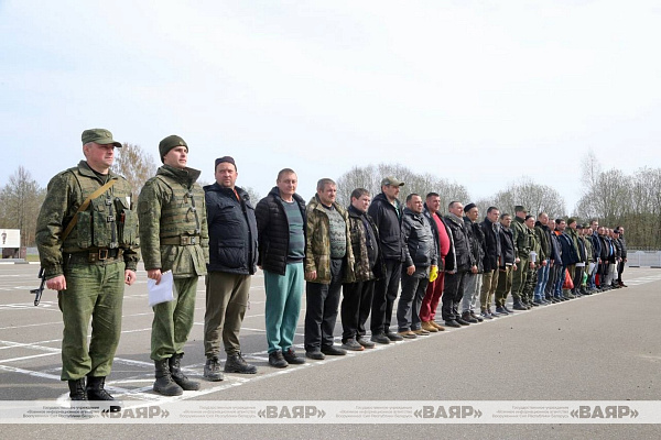 В 19 омбр прошло чествование увольняемых в запас военнообязанных