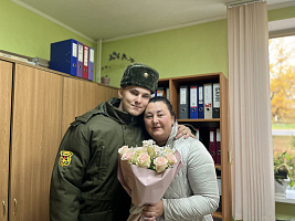 Военнослужащие 19 омбр поздравили матерей с праздником