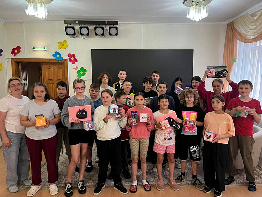 Выпускники военно-технического факультета в БНТУ посетили воспитанников детского городка Ленинского района