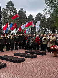 Торжественное открытие памятного знака