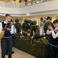 Праздничные мероприятия во Дворце Республики (видео)
