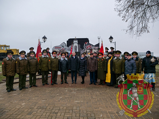Пришла пора надеть погоны