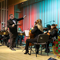 Под звуки Президентского оркестра…