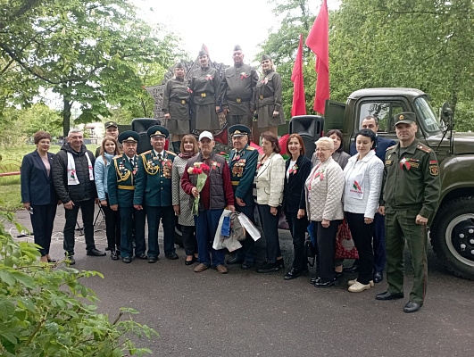 В Минской области поздравили ветеранов и участников Великой Отечественной войны с наступающим праздником