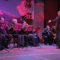 Создавая праздничное настроение