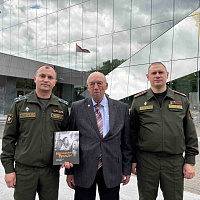 Презентация книги «Наследники Победы: 9 мая 1945 года. Дети войны»