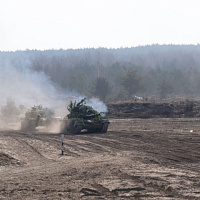 У гвардейцев — ротное тактическое учение с боевой стрельбой