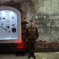 Военнослужащие 361 боо (ЦОВУ) посетили выставку, посвященную 80-летию Победы