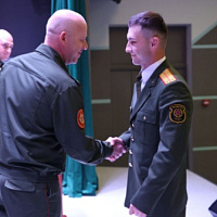 «С возвращением на Родину!»