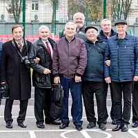 Традициям верны