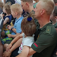Военнослужащие 127 брс приняли участие в благотворительной акции «Соберём детей в школу»