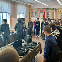 Военно-патриотическому воспитанию — особое внимание