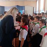 Пионерской дружине присвоено имя летчиков-героев, погибших в Барановичах