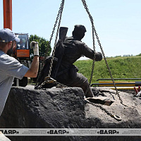 В Брест доставлен памятник советским пограничникам: подарок к 80-летию Победы в Великой Отечественной войне