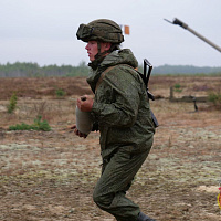 На полигоне Брестский стреляют «Грады»