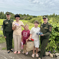 Военнослужащие 19 омбр приняли участие в акции «Соберём детей в школу»