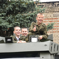 Военнослужащие 38 одшбр посетили школу в Калинковичах