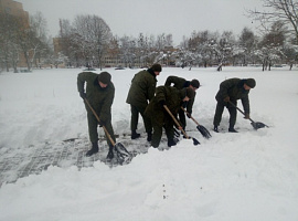 Люди в погонах пришли на помощь